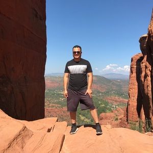 Meet your Posher, Luis